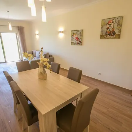 Marina Garden Holiday home *