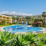 Marina Garden Hotel *