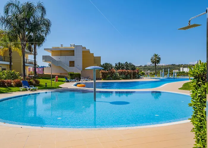 Marina Garden Hotel